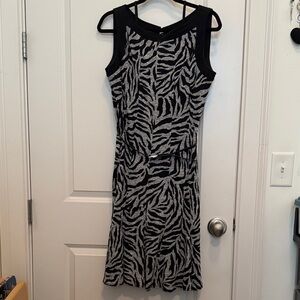 Sandra Darren Zebra Print Midi Dress in Black and Gray